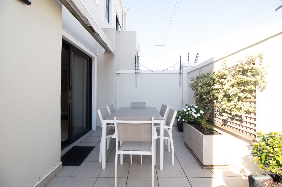 To Let 3 Bedroom Property for Rent in Claremont Upper Western Cape